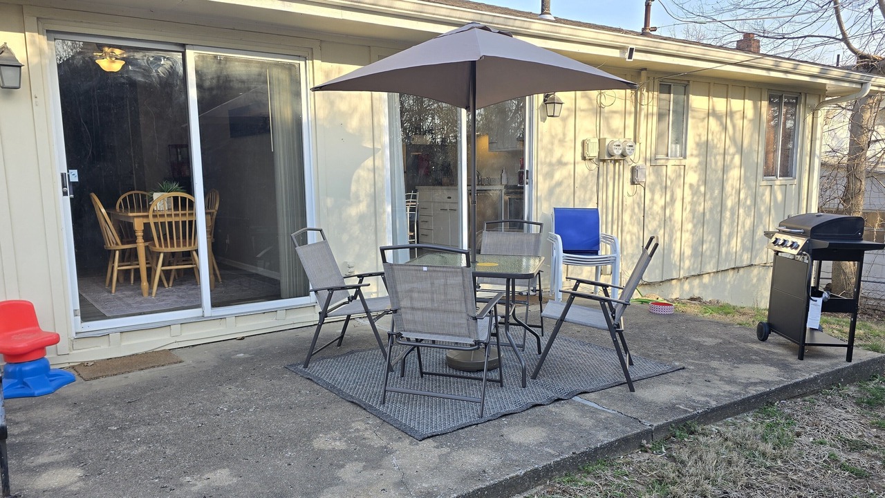 Photo of Outdoor in West Plaza