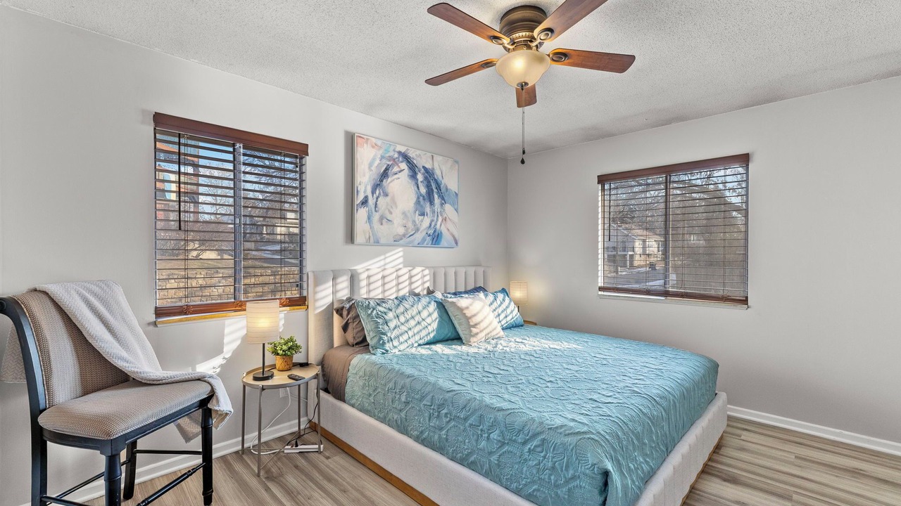 Photo of Bedroom in West Plaza