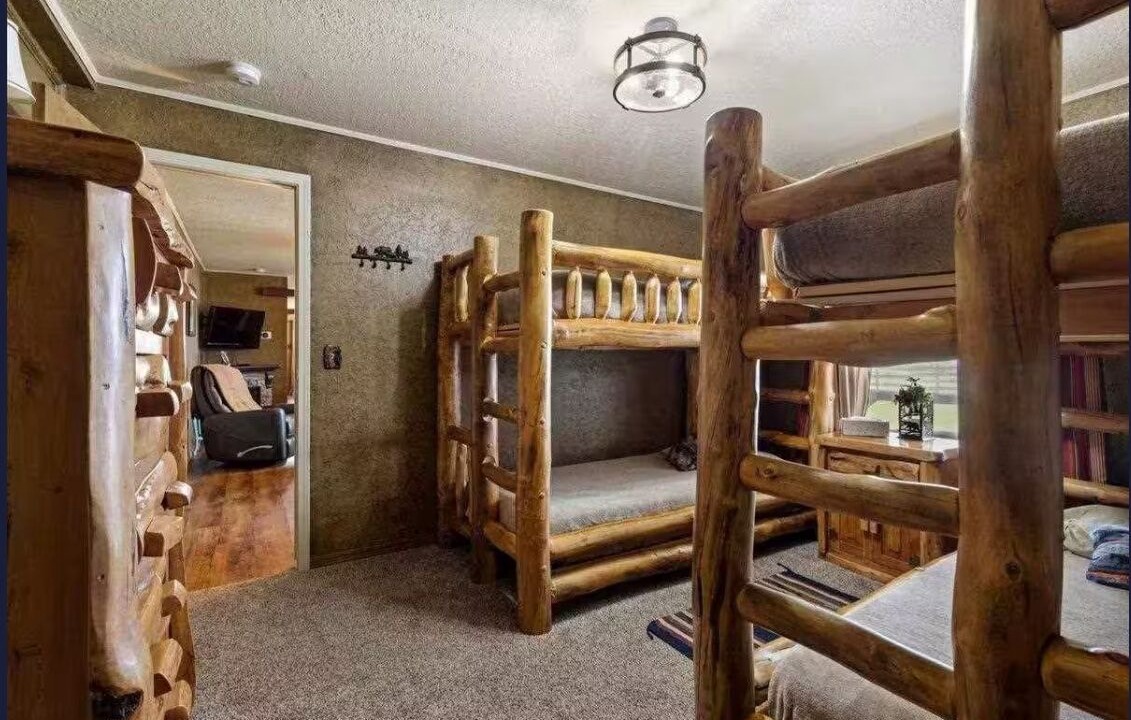 Photo of Bedroom in Lawton