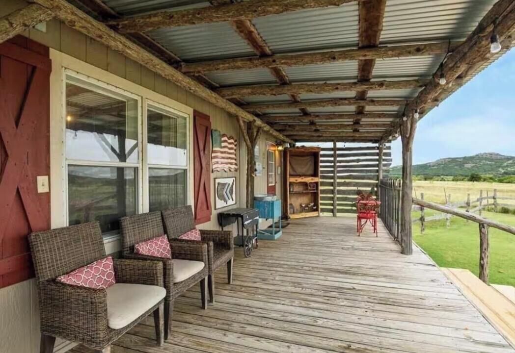 Photo of Patio Balcony in Lawton
