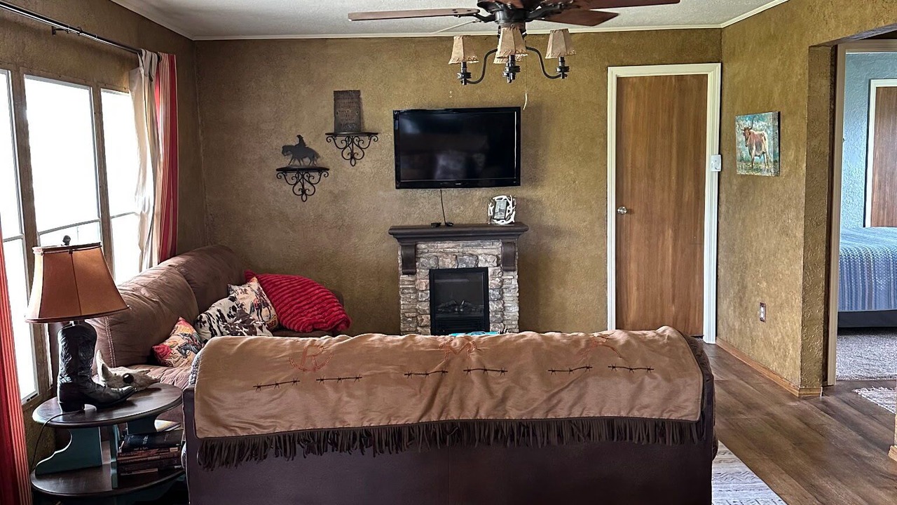 Photo of Livingroom in Lawton
