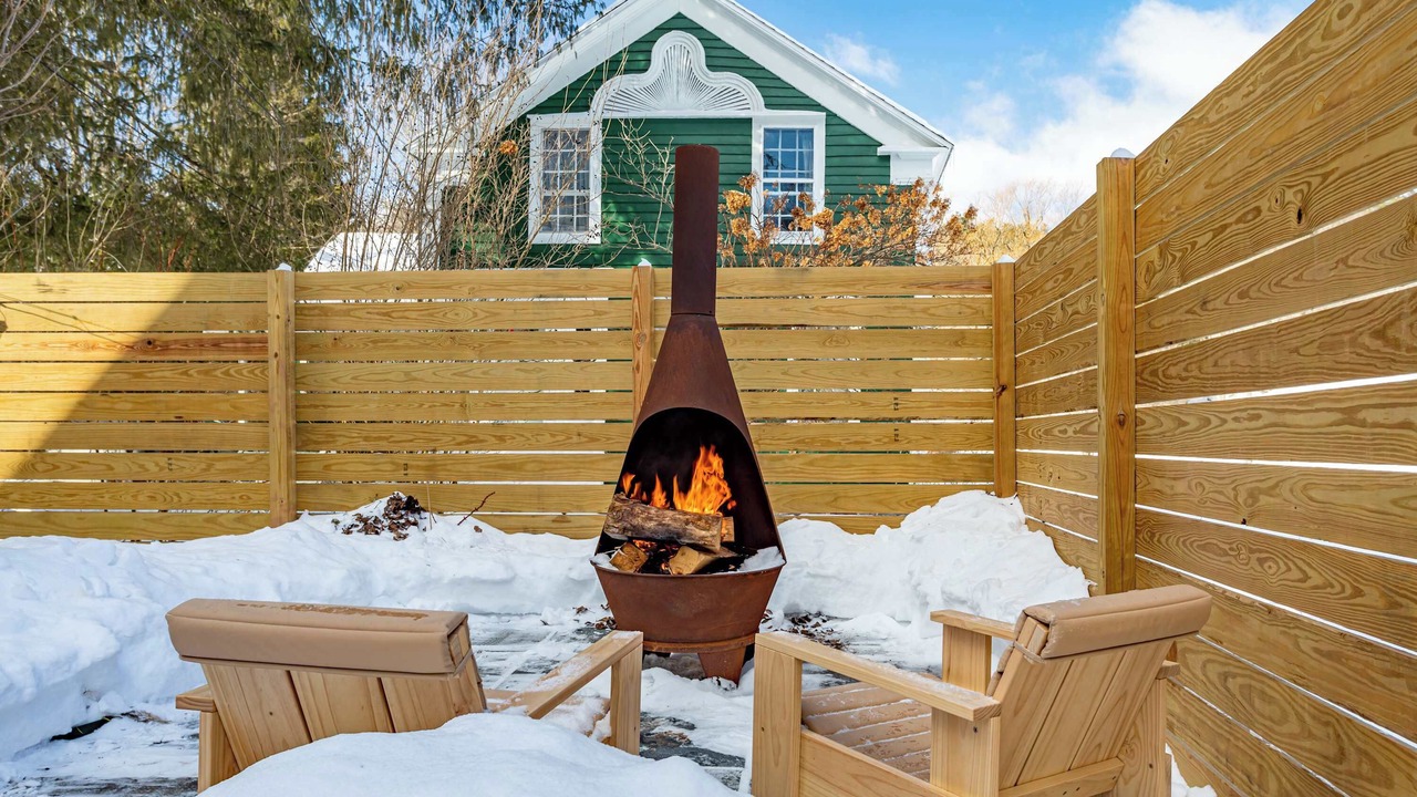 Photo of Outdoor in Roxbury