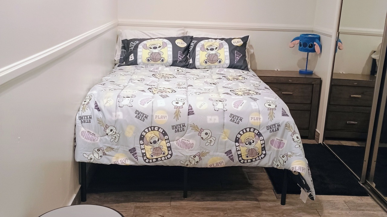 Photo of Bedroom in Downey