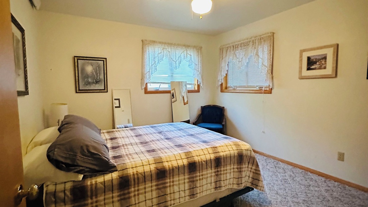 Photo of Bedroom in Wheeler County