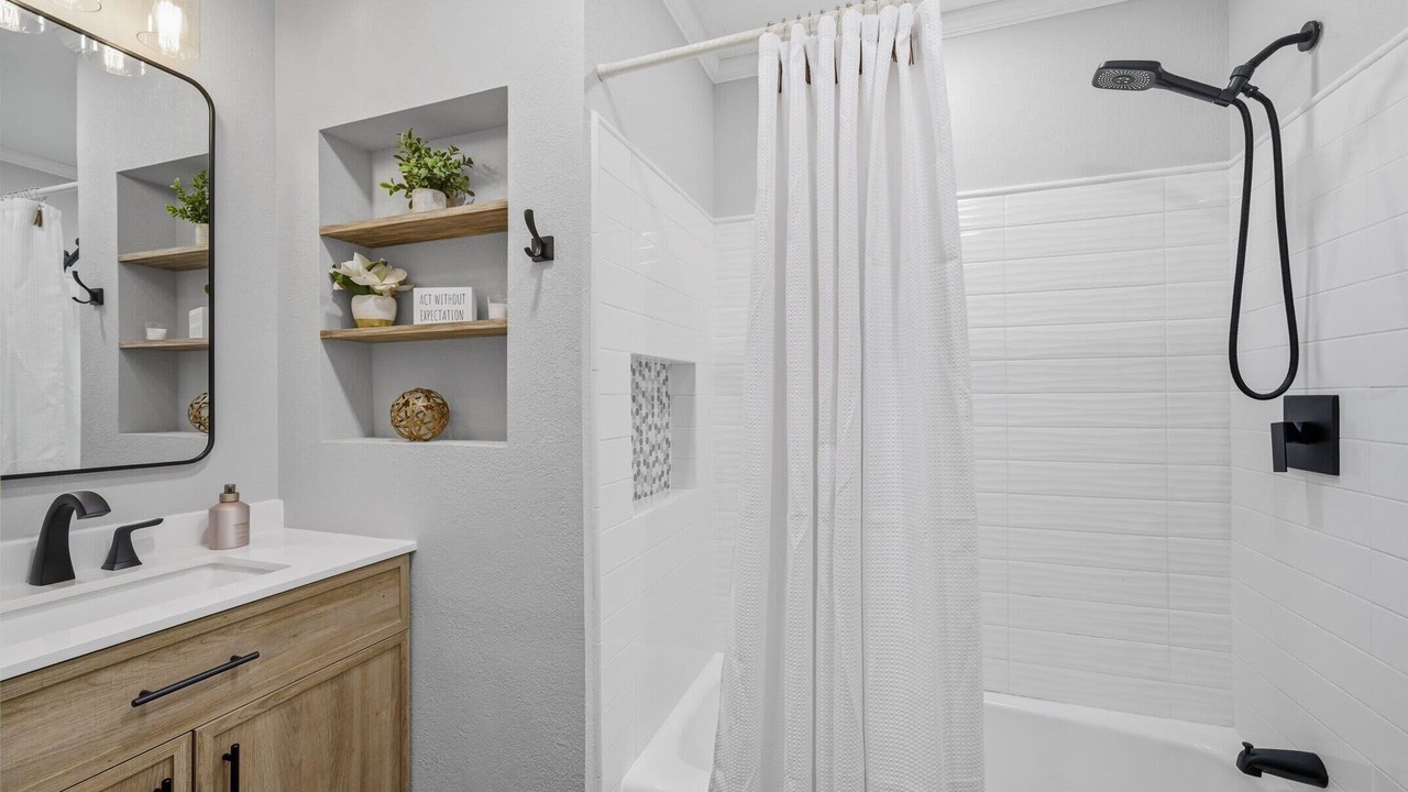 Photo of Bathroom in Hawkins