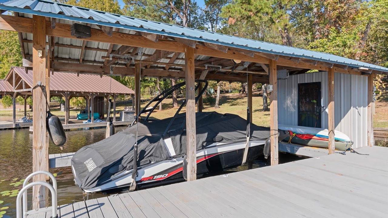 Photo of Patio Balcony in Hawkins