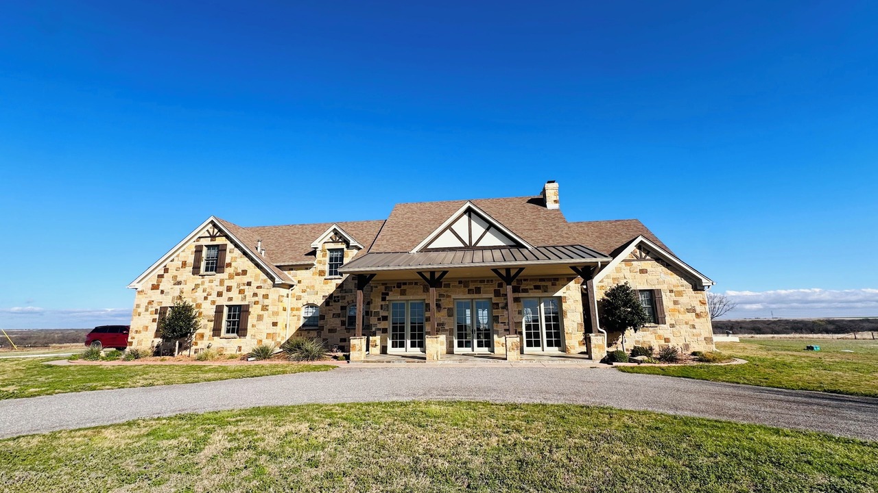 Photo of Outdoor in Henrietta