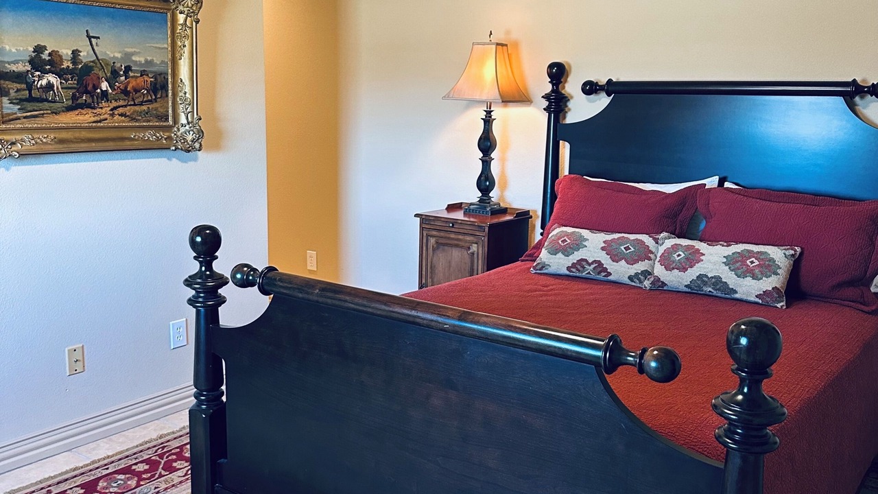 Photo of Bedroom in Henrietta