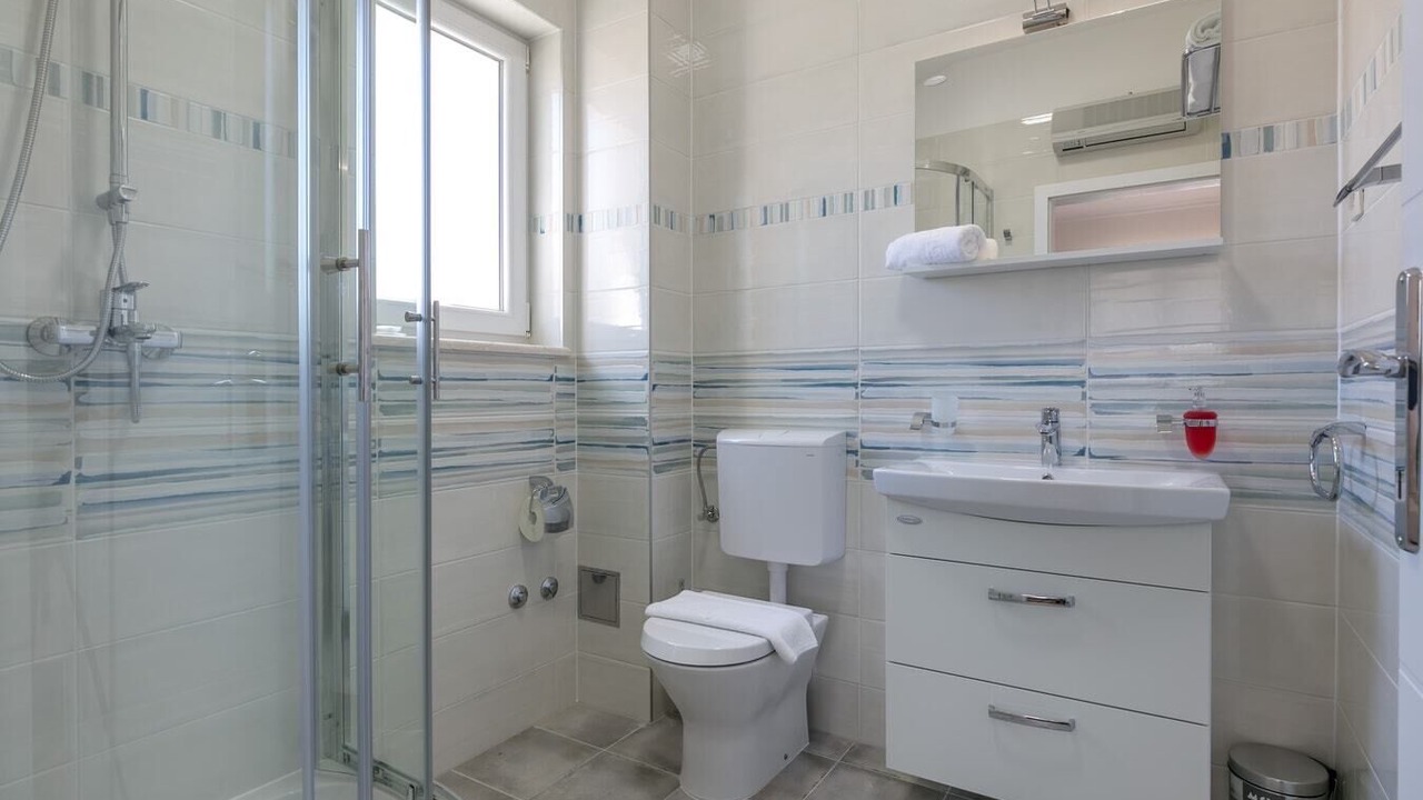 Photo of Bathroom in Cove Osibova (Milna)