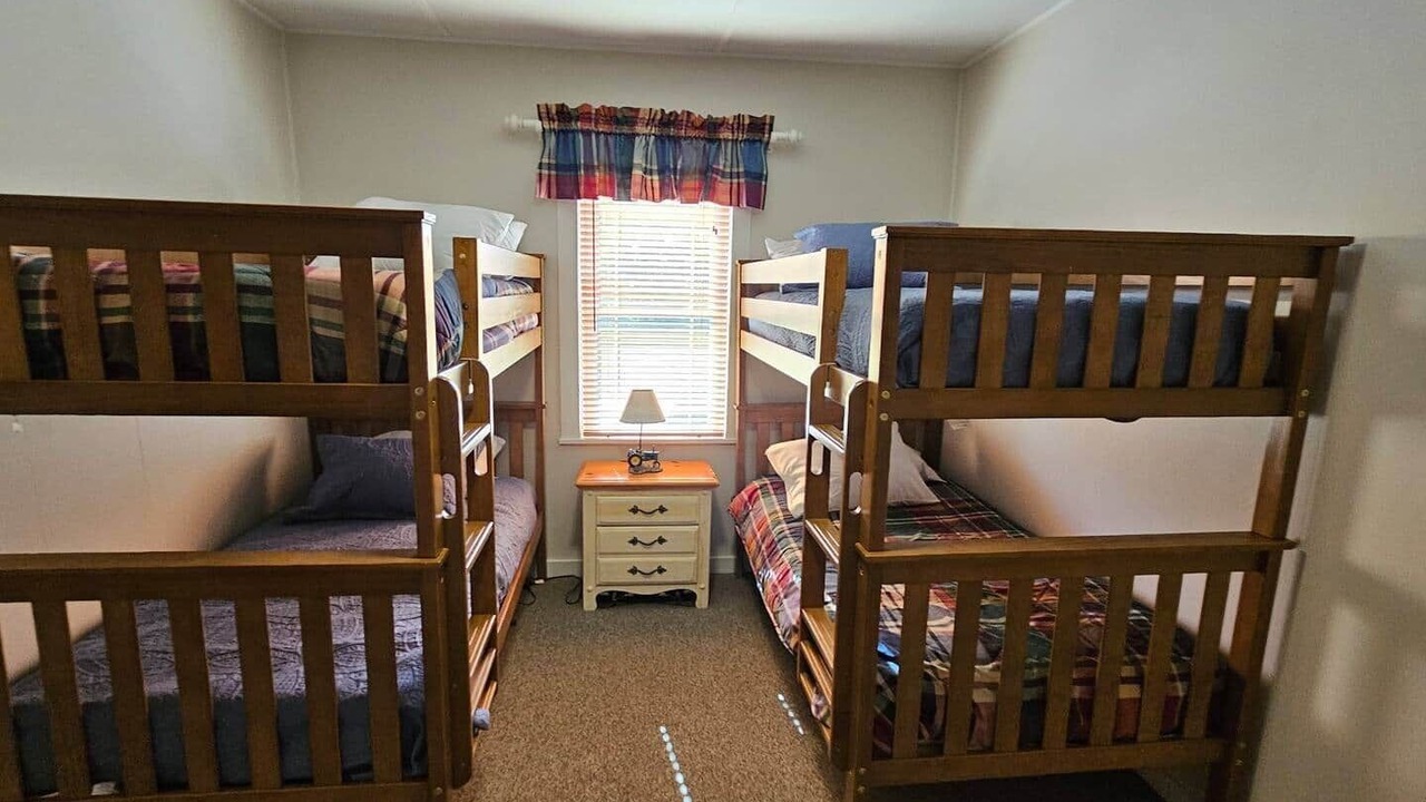 Photo of Bedroom in Grubville