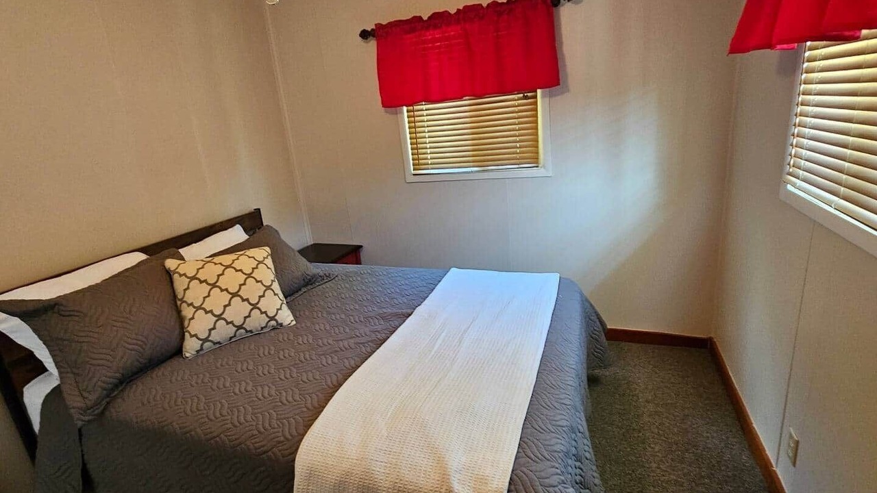 Photo of Bedroom in Grubville