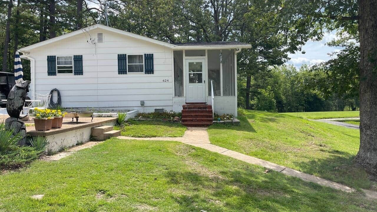 Photo of Outdoor in Grubville