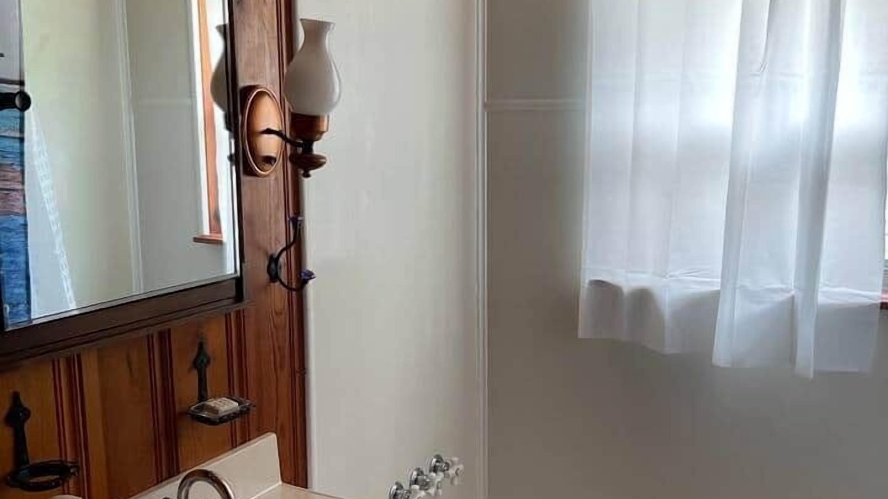 Photo of Bathroom in Grubville