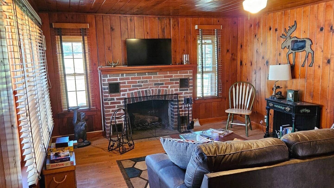 Photo of Livingroom in Grubville