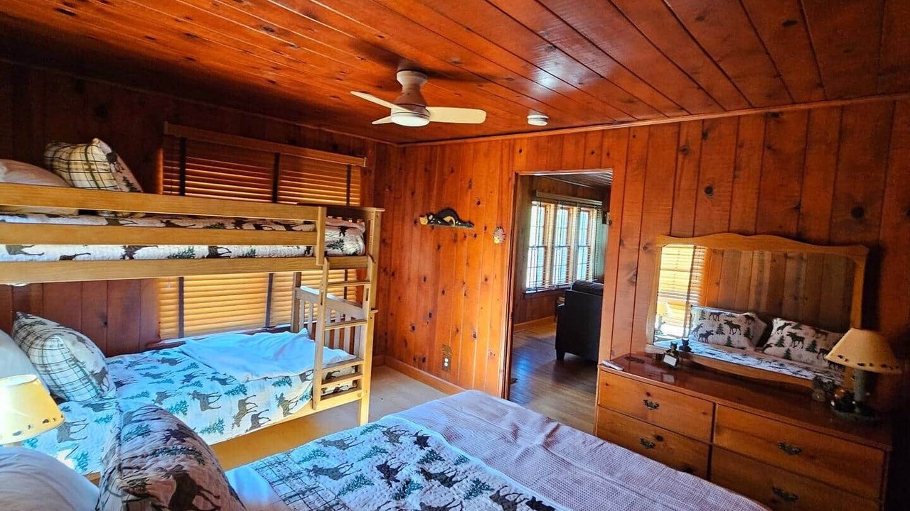 Photo of Bedroom in Grubville