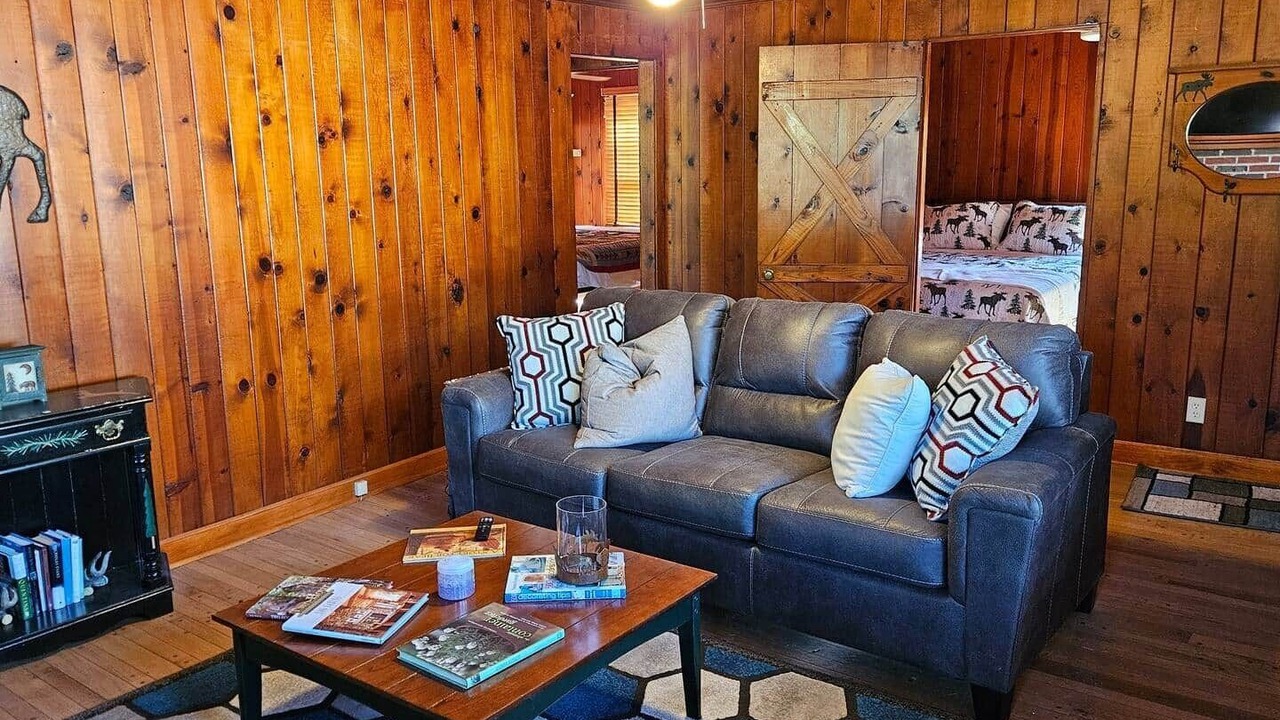 Photo of Livingroom in Grubville
