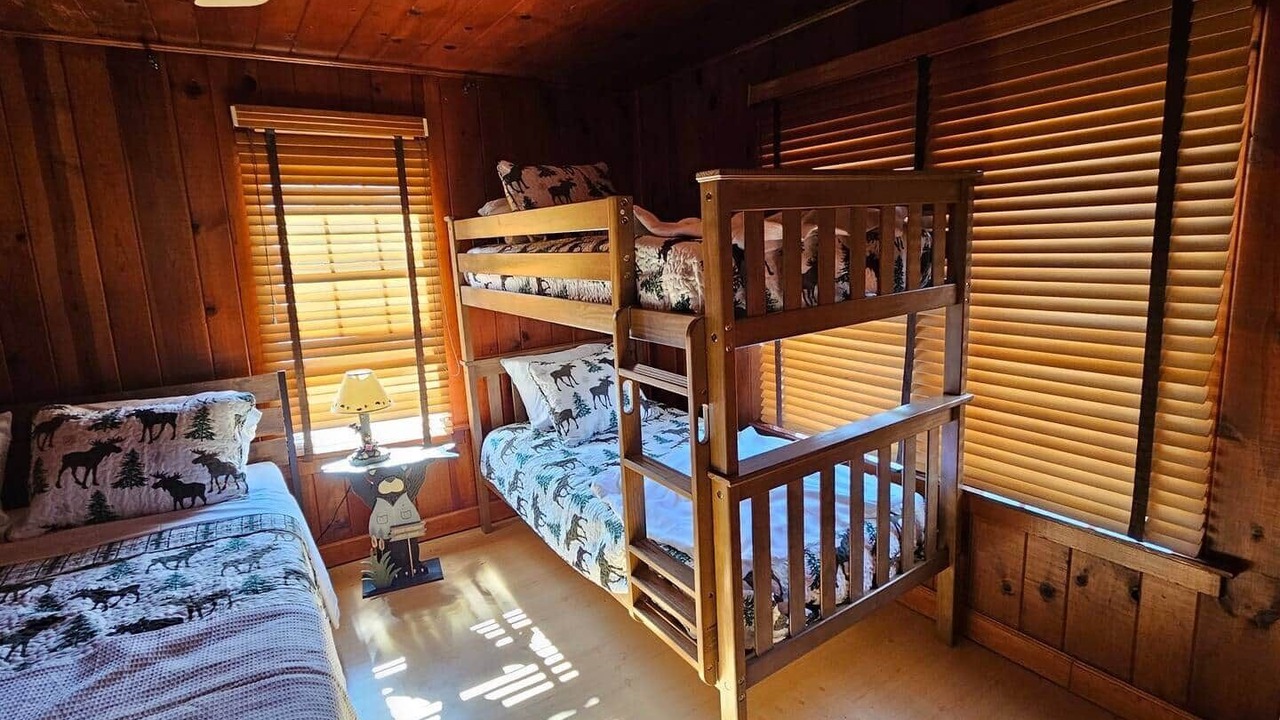 Photo of Bedroom in Grubville