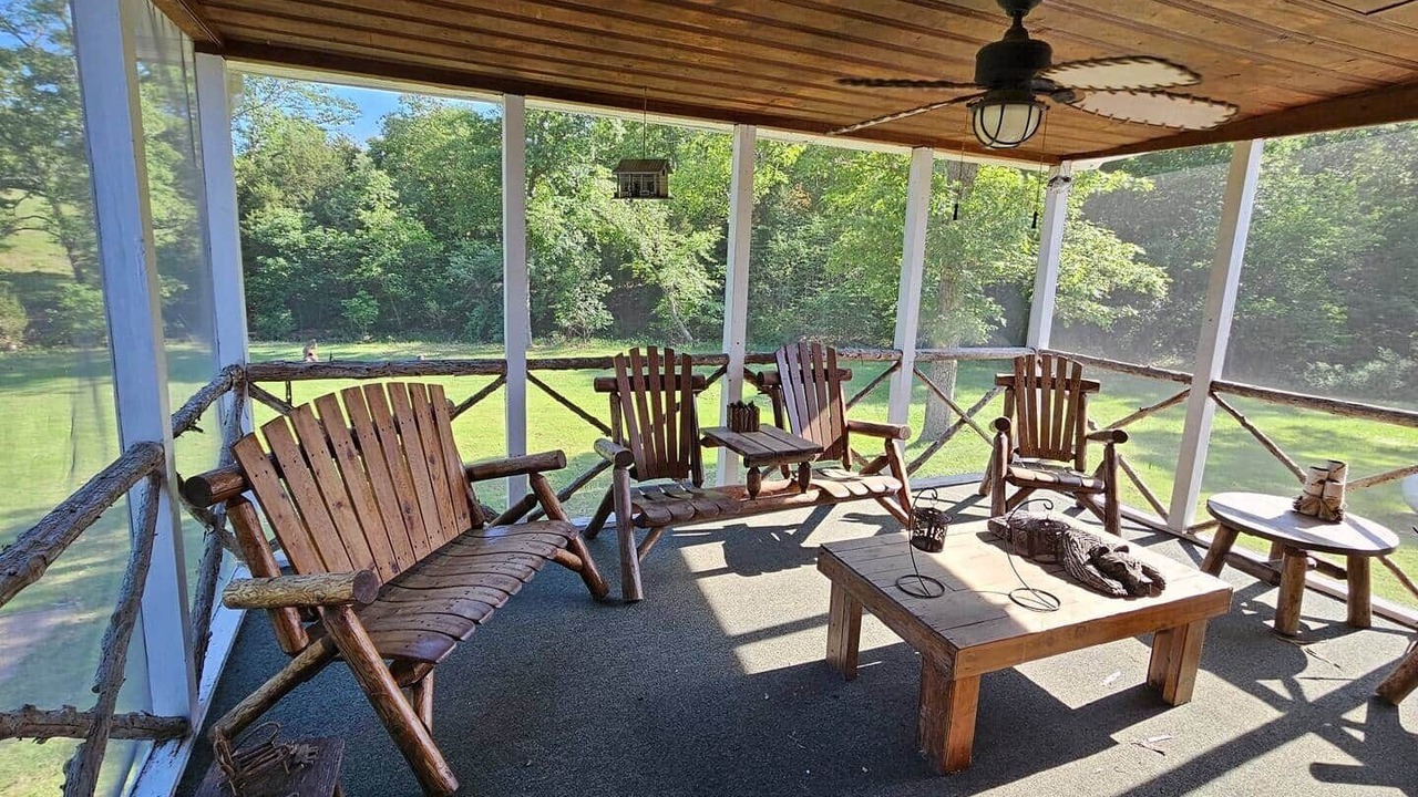 Photo of Patio Balcony in Grubville