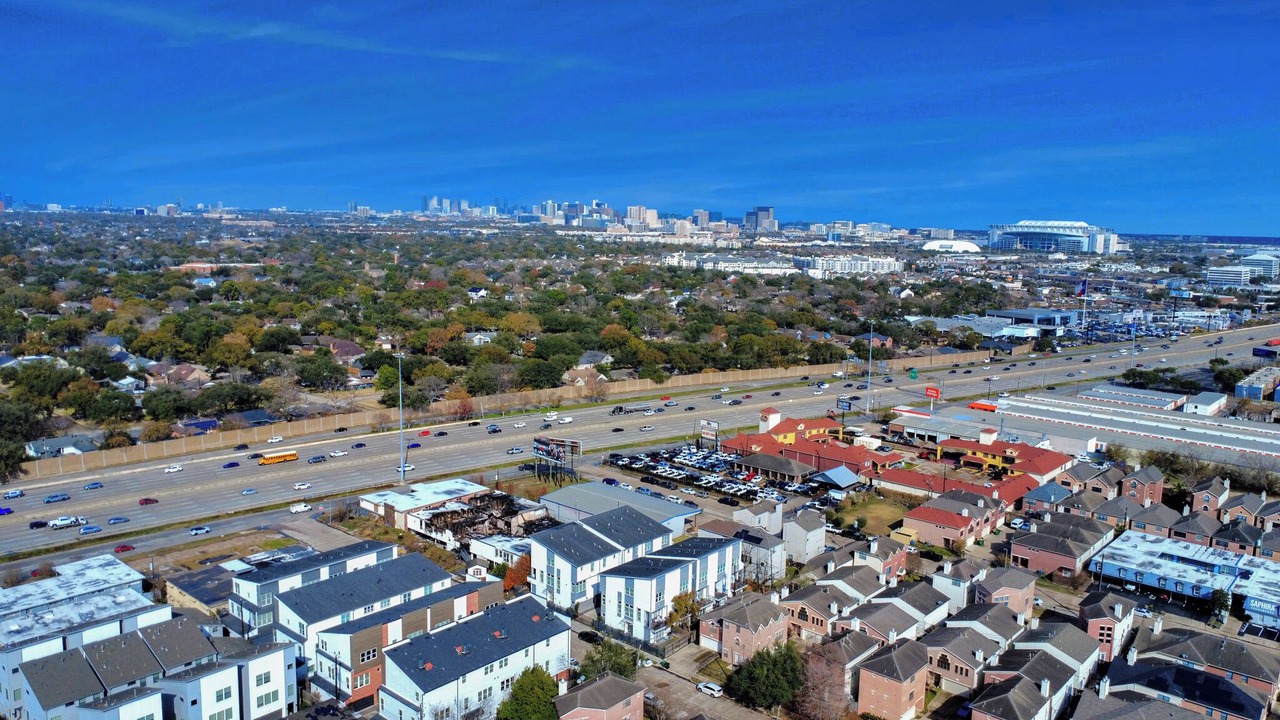 Photo of Outdoor in Willow Meadows/Willowbend Area