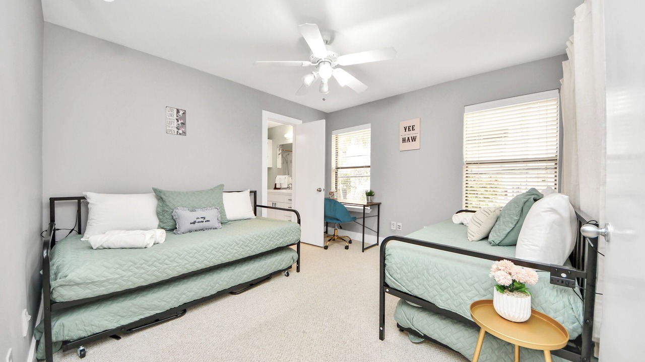 Photo of Bedroom in Willow Meadows/Willowbend Area