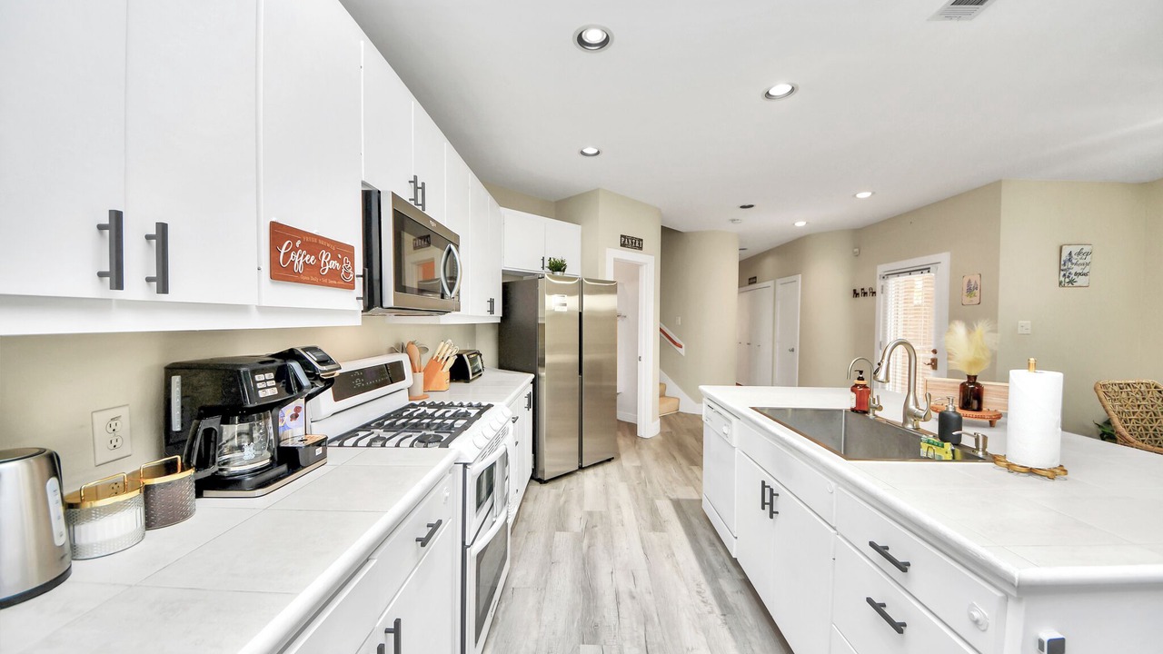 Photo of Kitchen in Willow Meadows/Willowbend Area