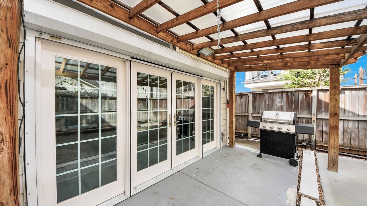 Photo of Patio Balcony in Willow Meadows/Willowbend Area