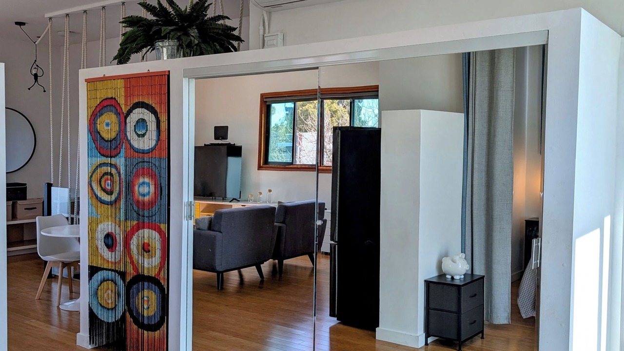 Photo of Livingroom in Culver - West