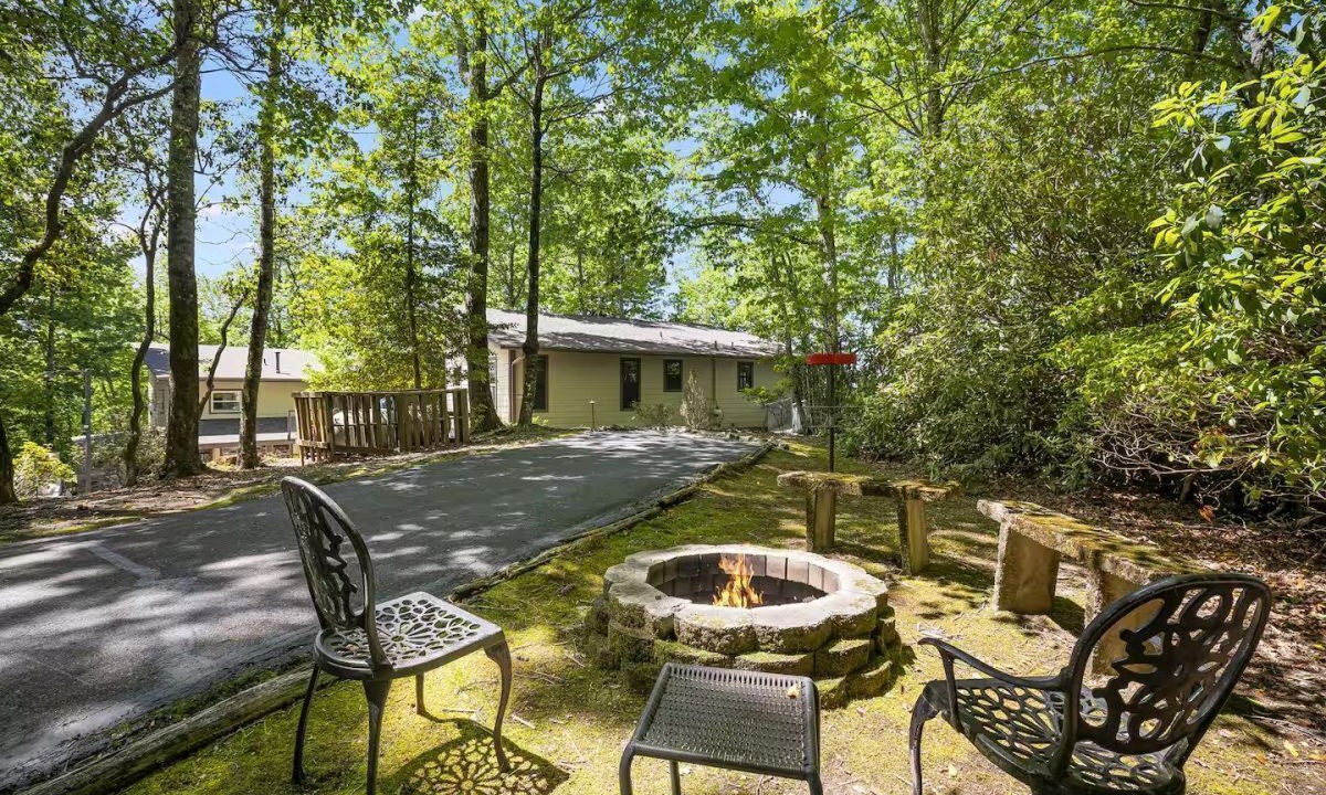 Photo of Patio Balcony in Pisgah Forest