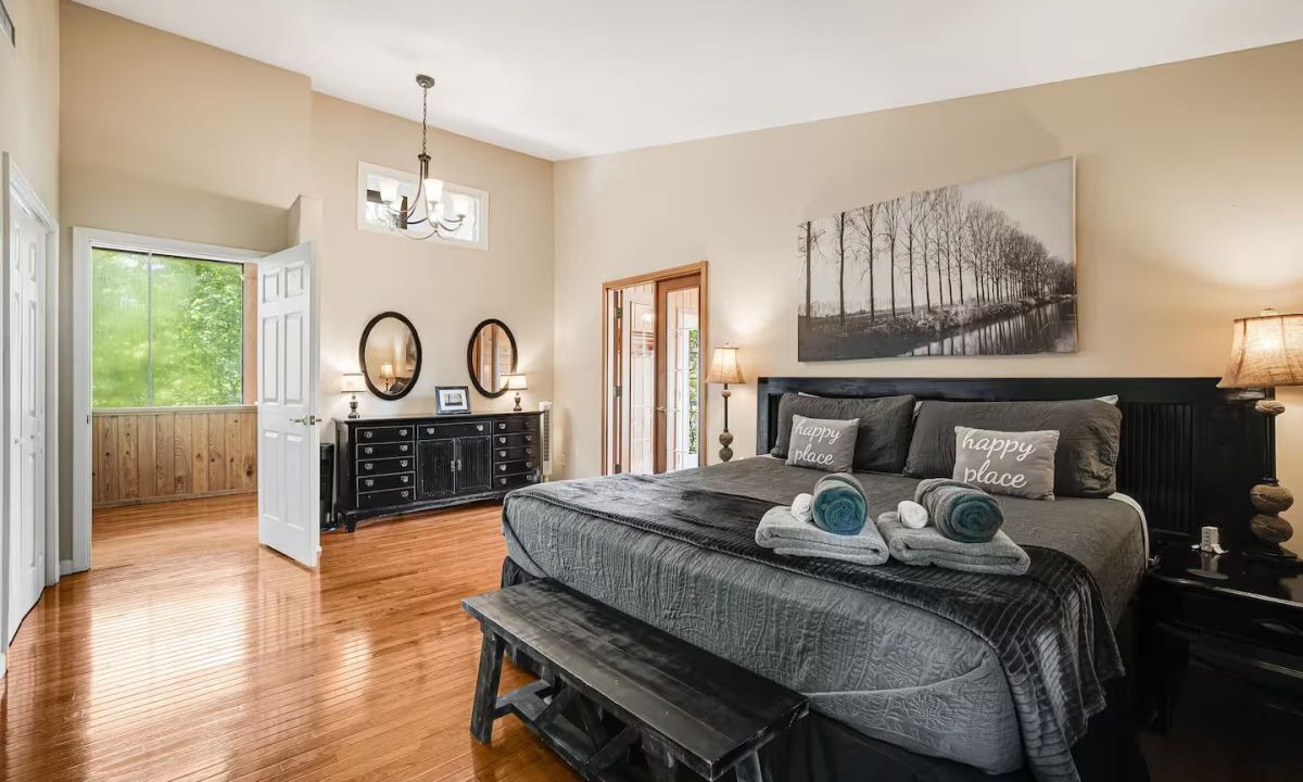 Photo of Bedroom in Pisgah Forest