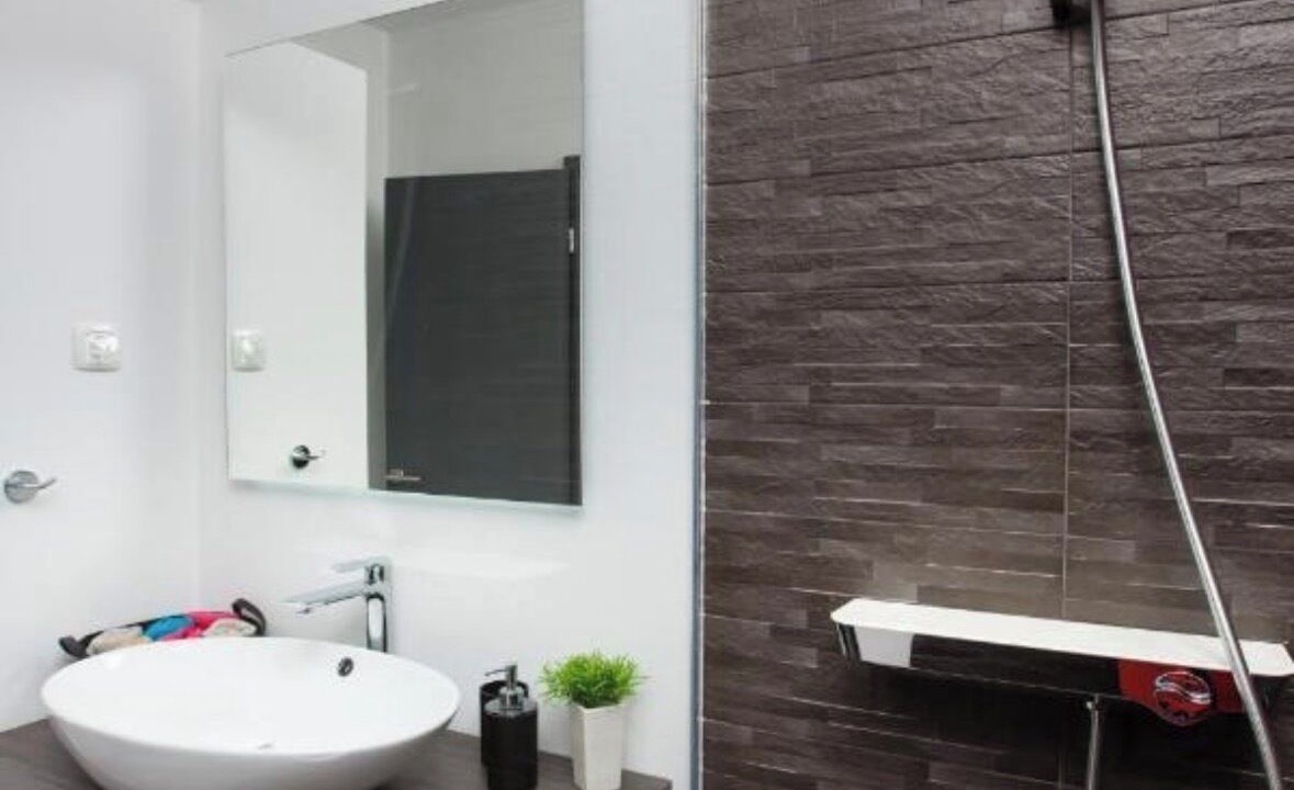 Photo of Bathroom in Palit