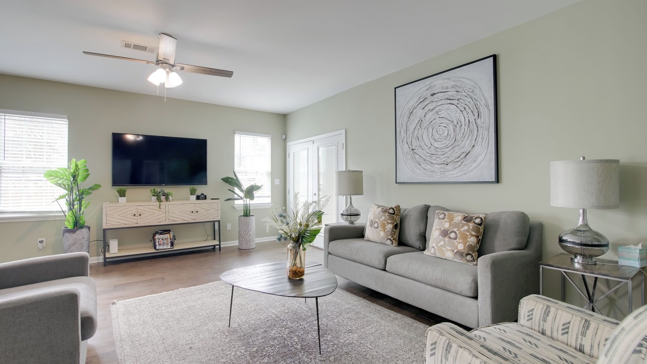 Photo of Bedroom in Midtown