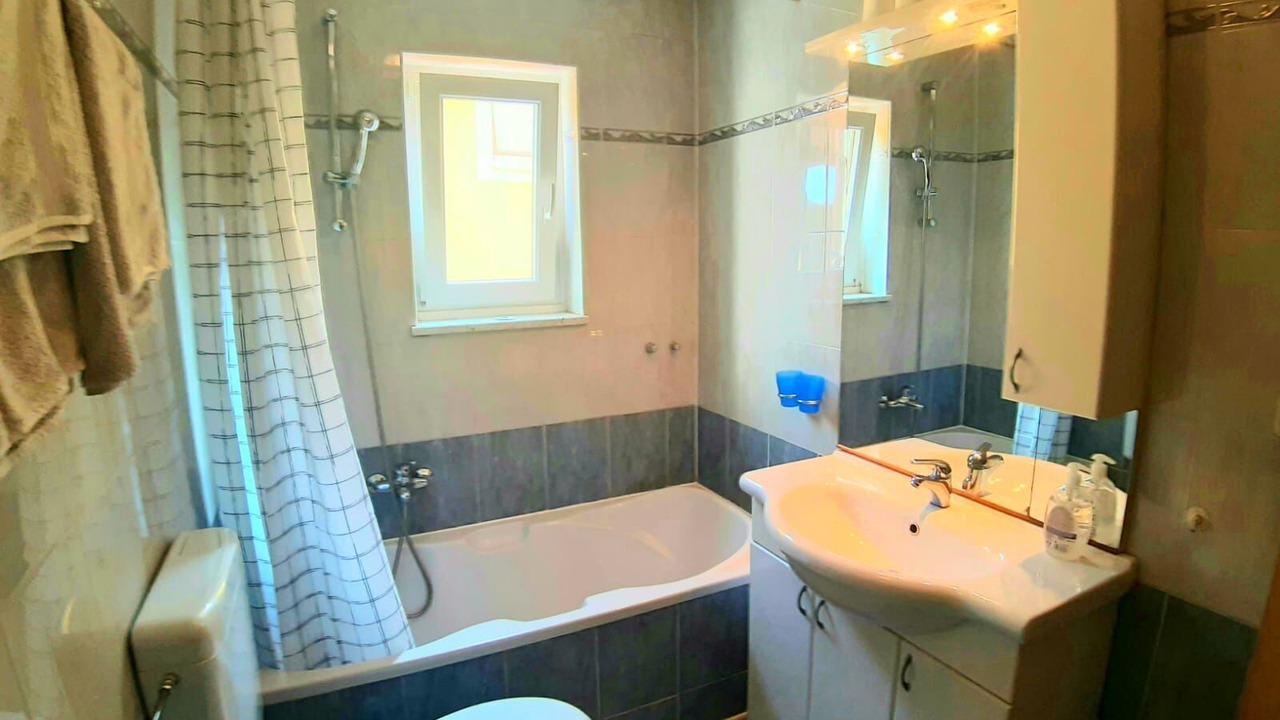 Photo of Bathroom in Kastel