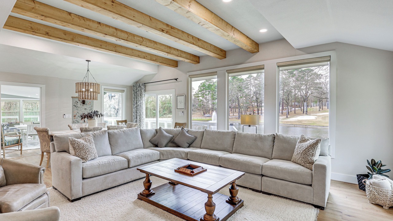Photo of Livingroom in Holly Lake Ranch