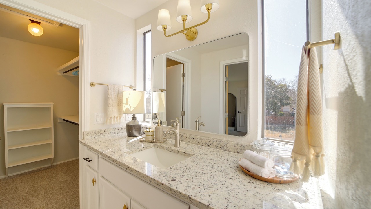 Photo of Bathroom in Woodland
