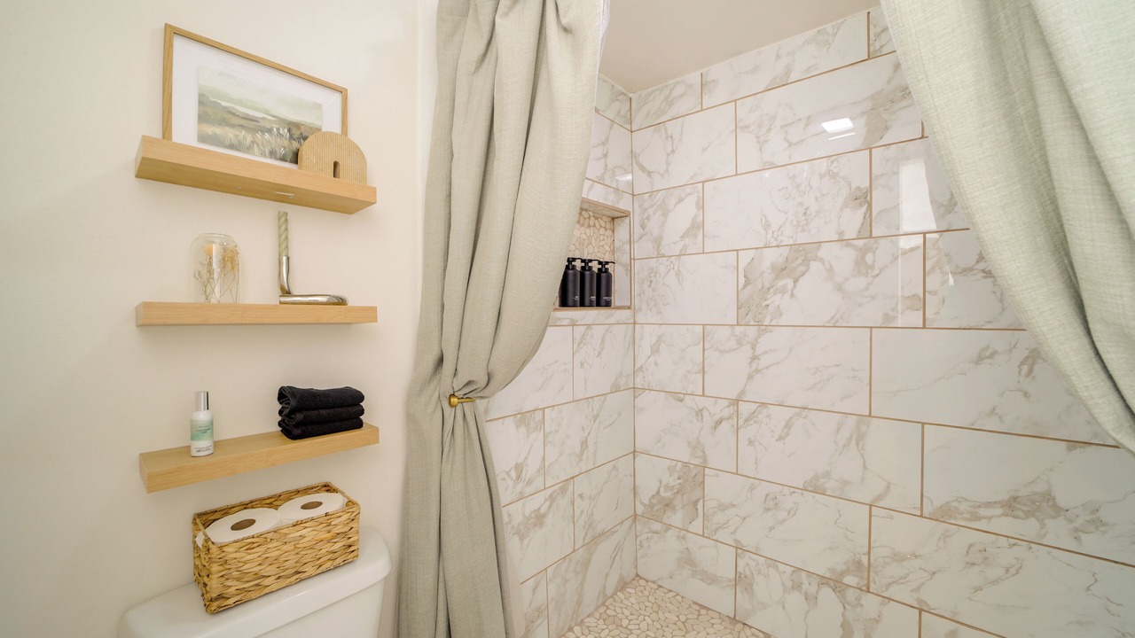 Photo of Bathroom in Woodland