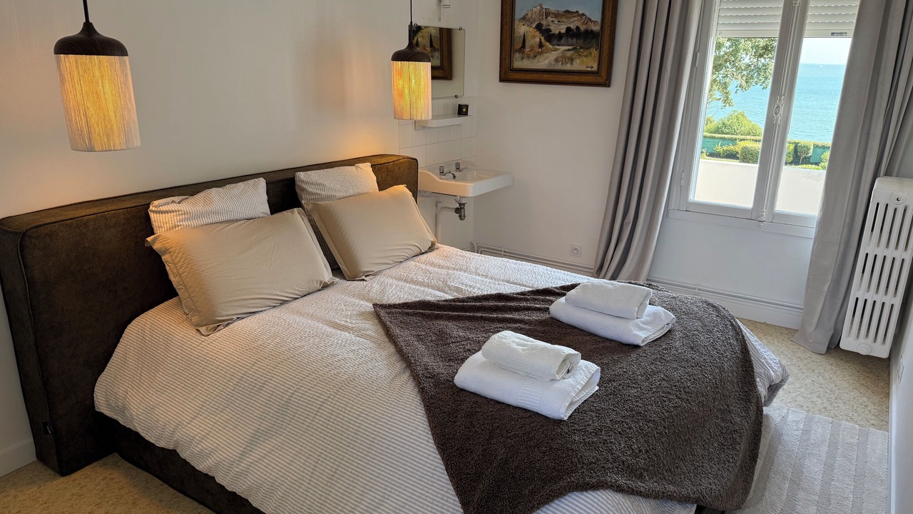 Photo of Bedroom in Saint-Marc-sur-Mer
