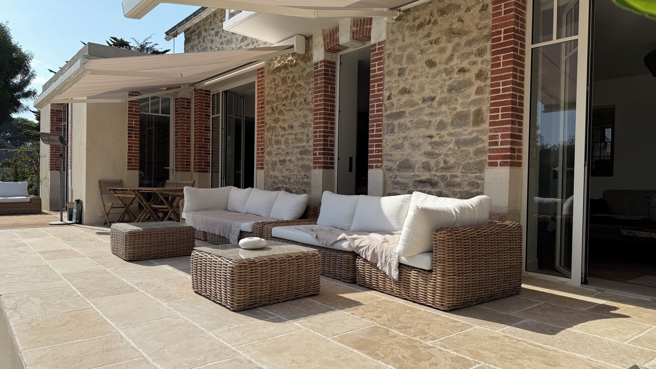 Photo of Patio Balcony in Saint-Marc-sur-Mer
