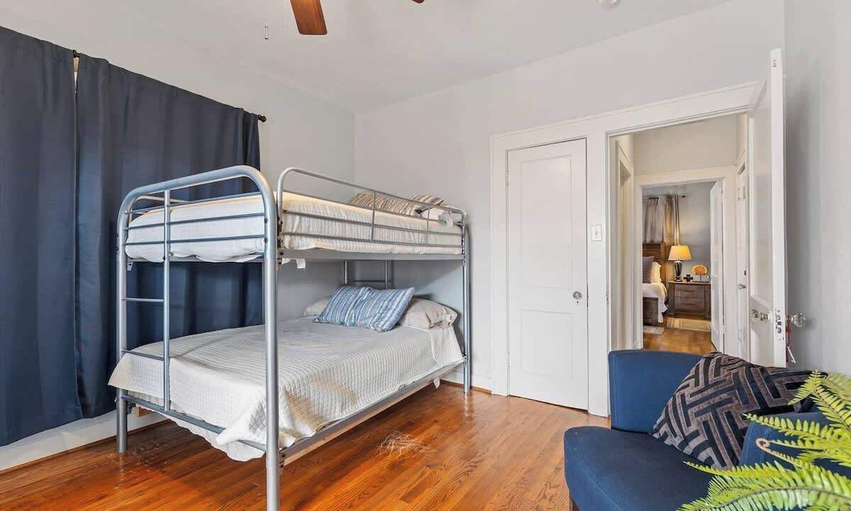 Photo of Bedroom in Arlington Heights