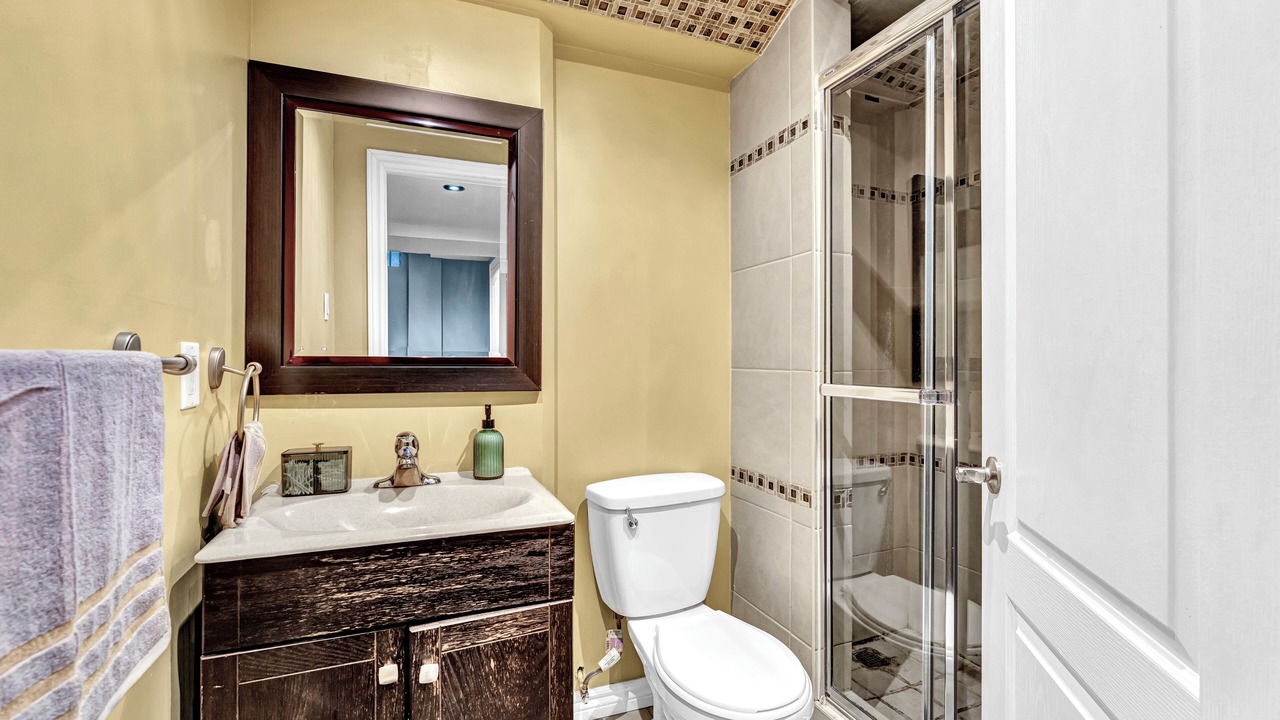 Photo of Bathroom in Lisgar