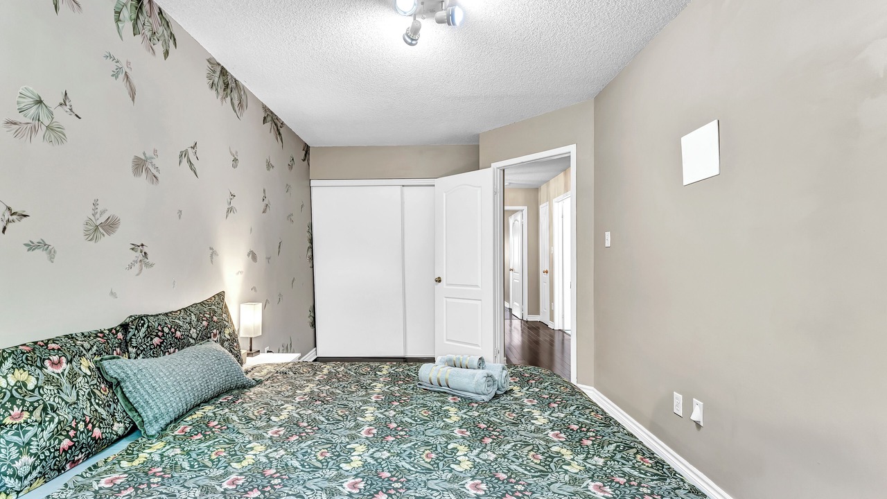 Photo of Bedroom in Lisgar