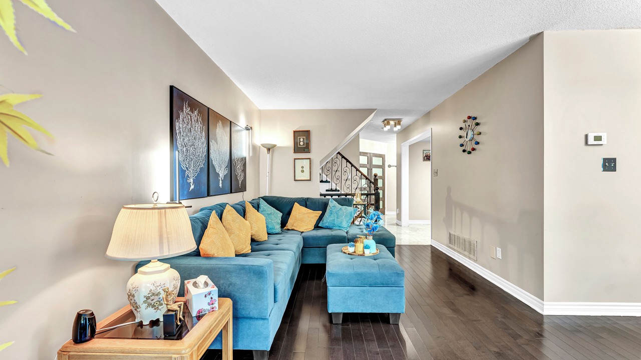 Photo of Livingroom in Lisgar