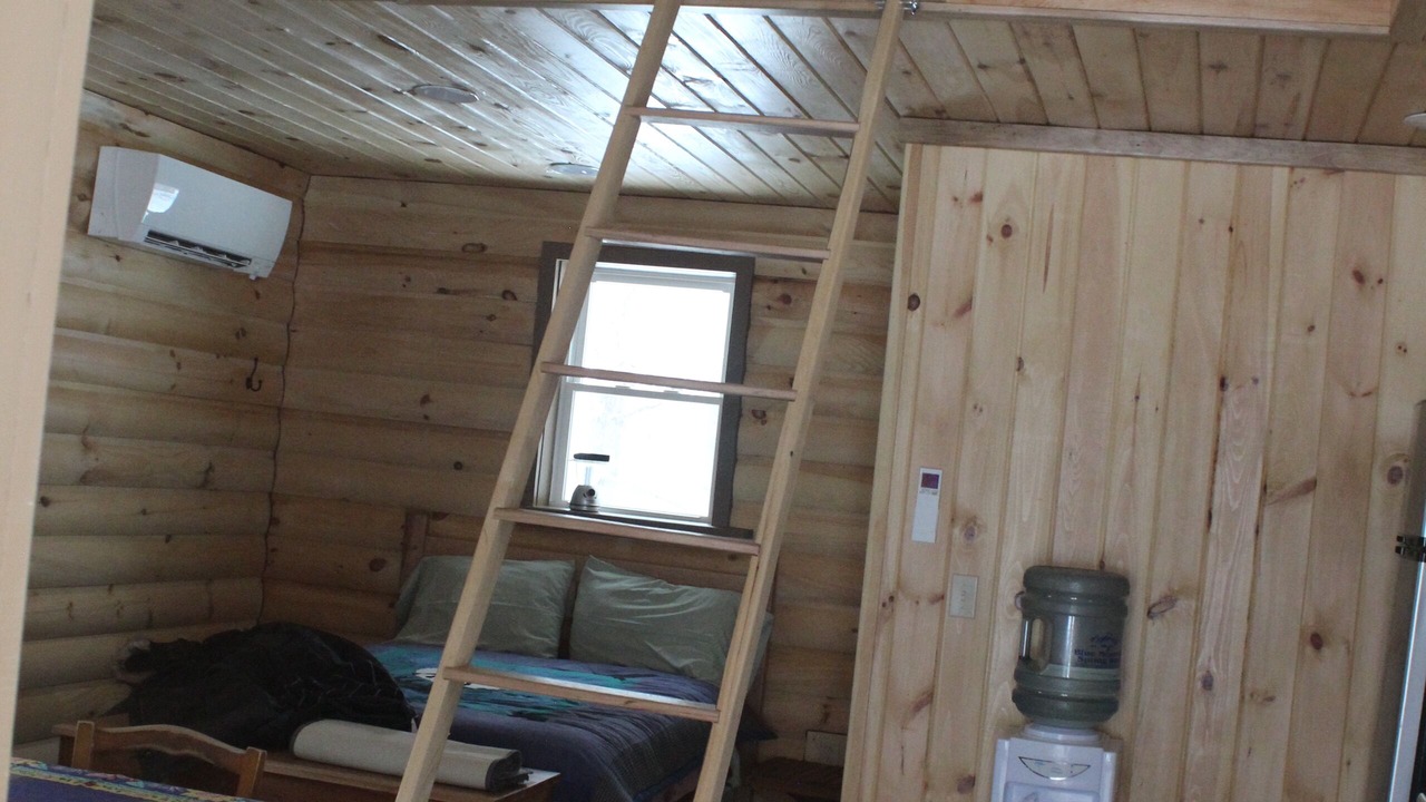 Photo of Bedroom in Adams Center