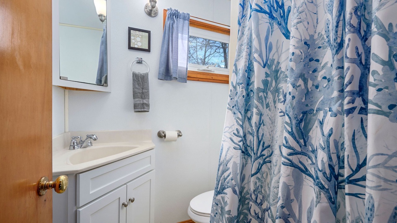 Photo of Bathroom in Silver Beach