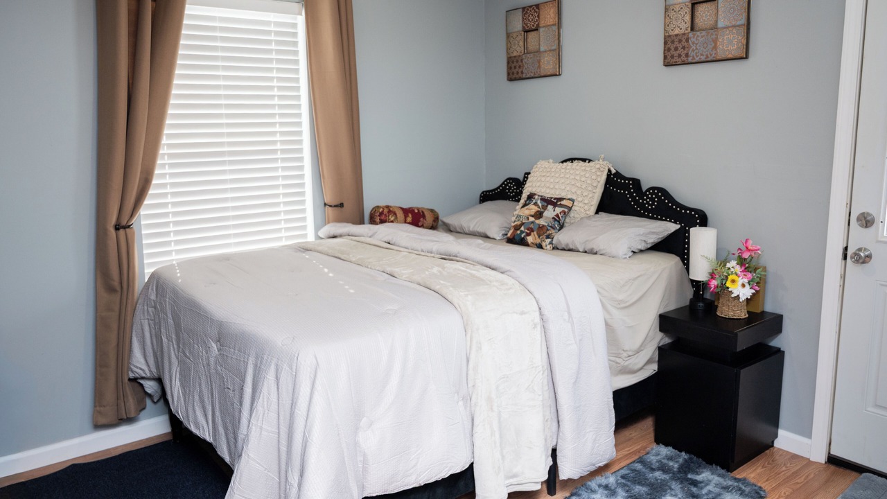 Photo of Bedroom in Rolla