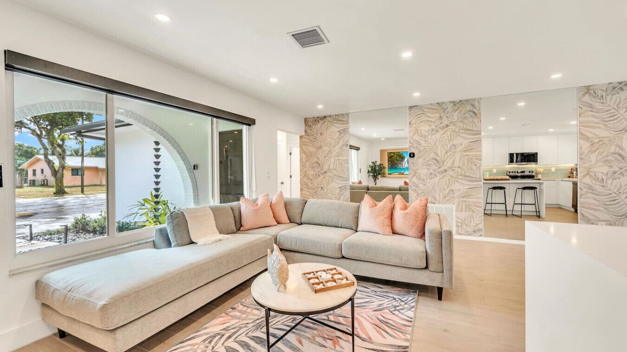 Photo of Livingroom in Plantation