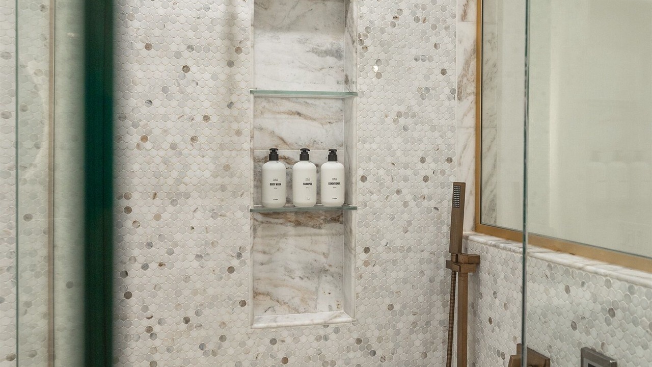 Photo of Bathroom in Ponce De Leon