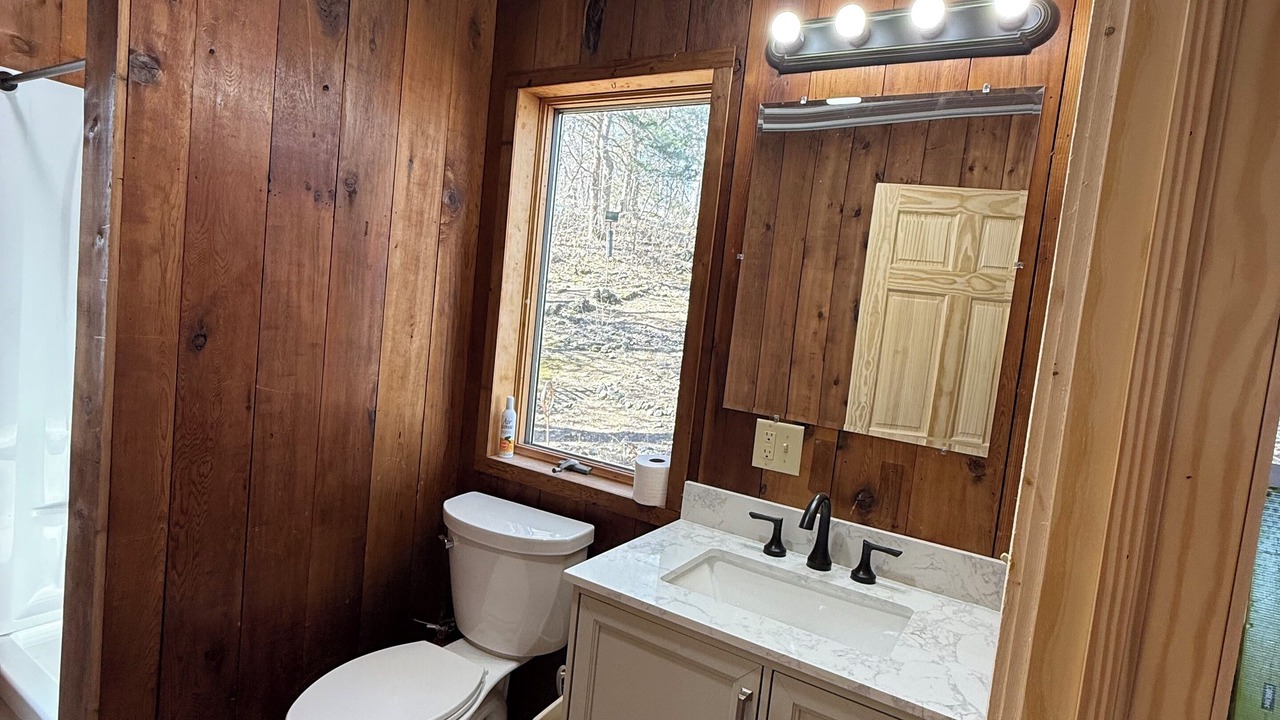 Photo of Bathroom in Bourbon