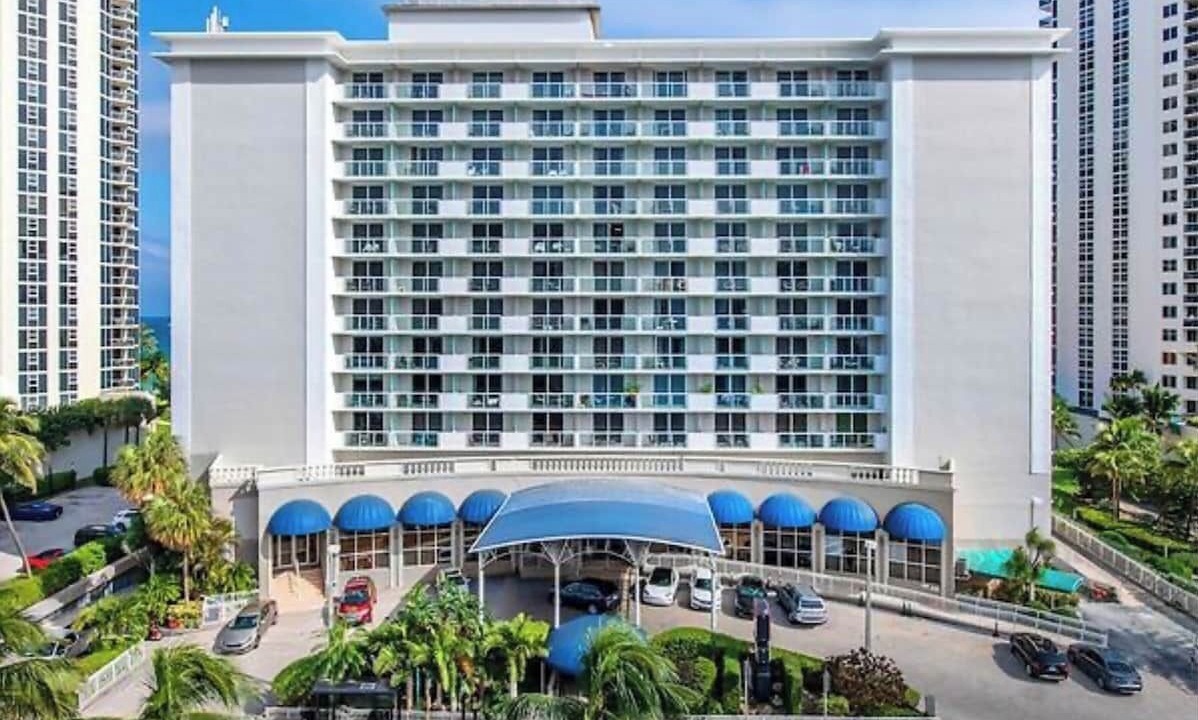 Photo of Others in Sunny Isles Beach