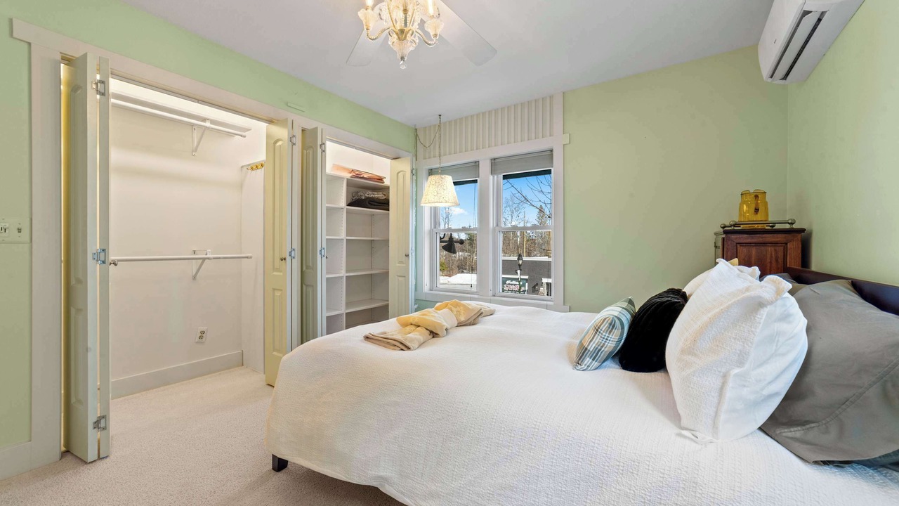 Photo of Bedroom in Bellaire