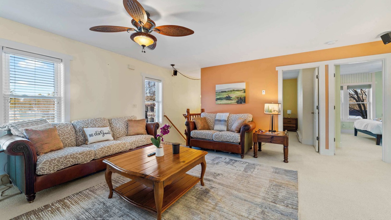 Photo of Livingroom in Bellaire